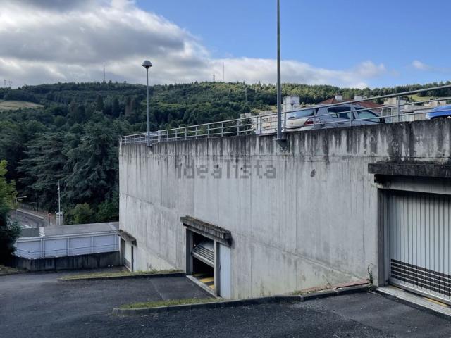 Garage vente à Saint-Roch, Saint-Étienne