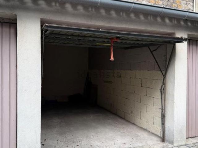 Garage vente à Saint-François, Saint-Étienne
