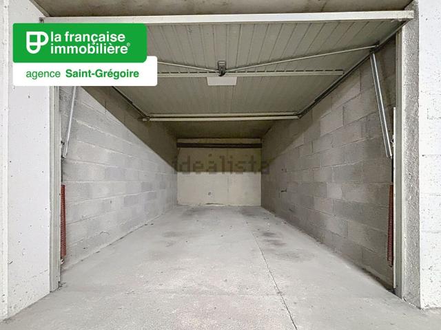 Garage location à Cité des Jardins, Saint-Grégoire