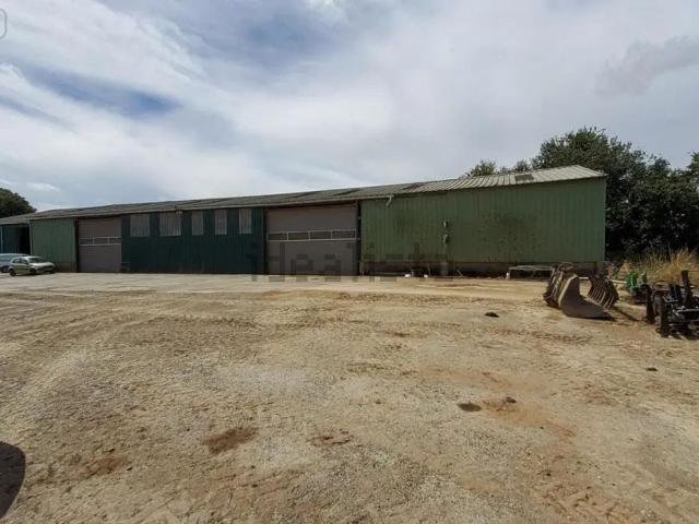 Garage vente à Saint-Hernin, Finistère