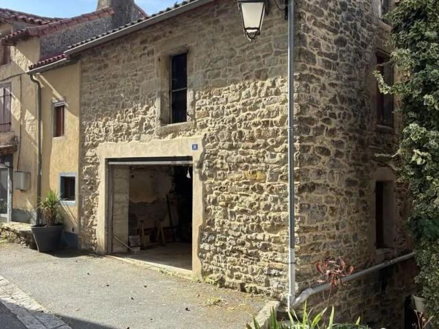 Garage vente à Alcapiès, Saint-Jean-d'Alcapiès