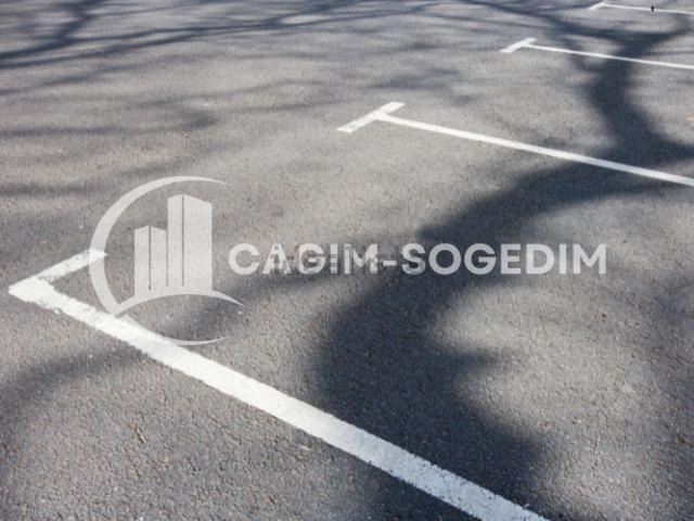 Garage vente à Saint-Louis, Collectivité européenne d'Alsace