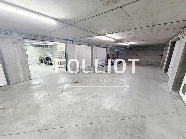 Garage vente à Saint-Pair-sur-Mer, Manche