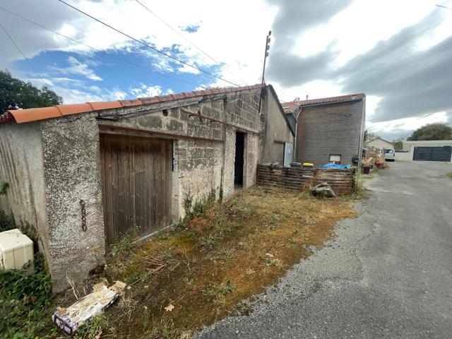 Garage vente à Nantes, Saint-philbert-de-grand-lieu