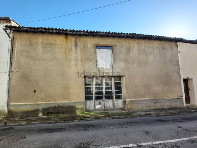 Garage vente à Sainte-Foy-la-Grande, Gironde