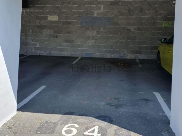 Garage location à Bellevue, Saintes