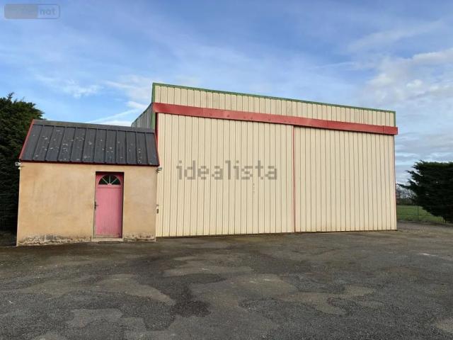 Garage vente à Soulgé-sur-Ouette, Mayenne