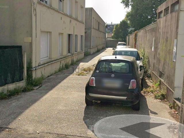 Garage vente à Talence, Gironde
