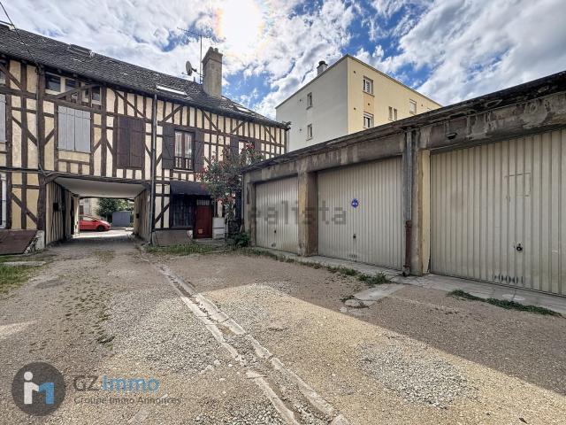 Garage vente à Quartier de la Cité, Troyes