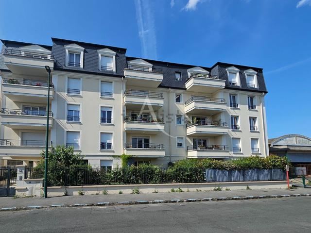 Garage location à Vaires-sur-Marne, Seine-et-Marne