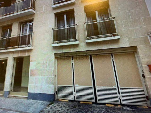 Garage vente à Paris 5e Arrondissement, Paris