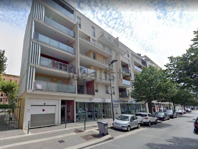 Garage location à Valence, Drôme