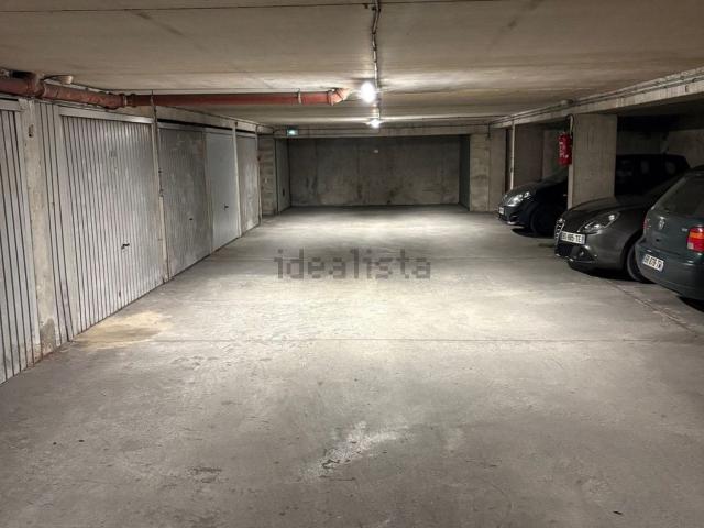 Garage vente à Paris 12e Arrondissement, Paris