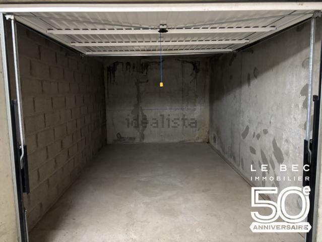 Garage location à Saint-Patern, Vannes