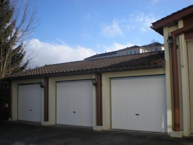 Garage vente à Vienne, La Côte-saint-andré