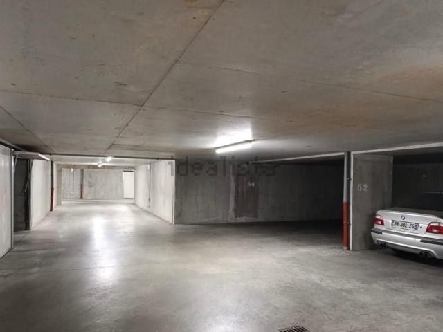 Garage vente à Vénissieux, Rhône