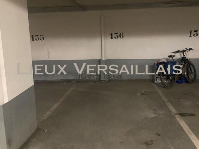 Garage vente à Chantiers, Versailles