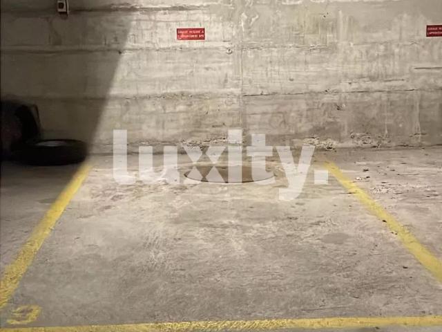 Garage mieten in Rolle, District de Nyon