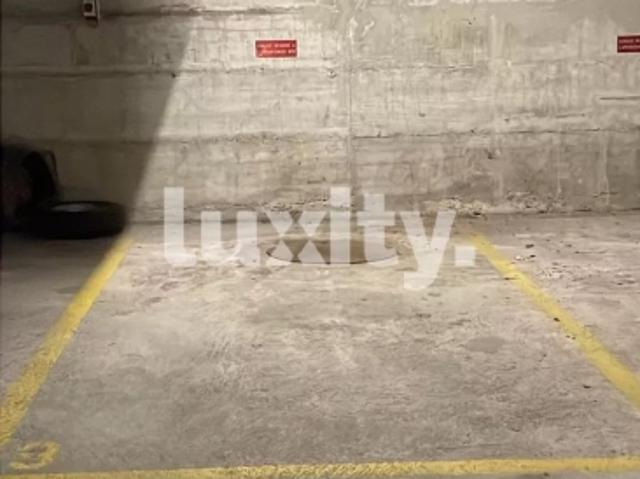 Garage mieten in Rolle, District de Nyon