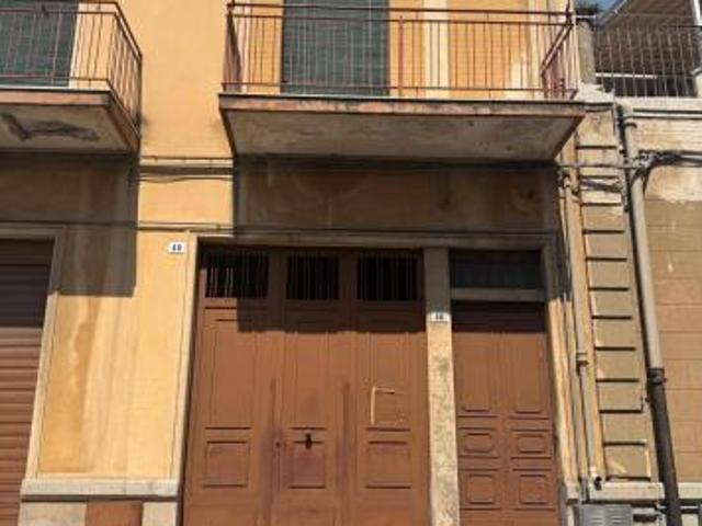 Box in affitto a Belpasso, Catania