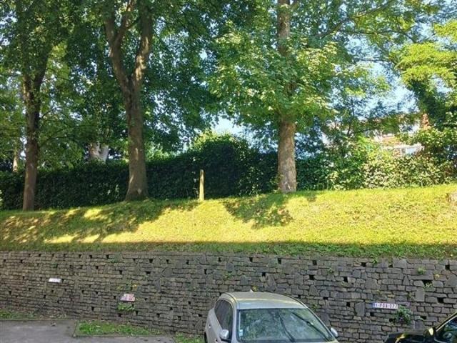 Garage vente à Uccle, Bruxelles