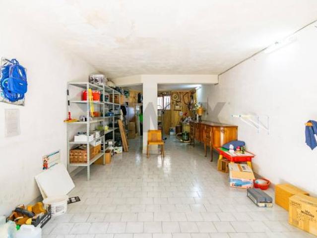 Box in vendita a Aci Catena, Sicilia