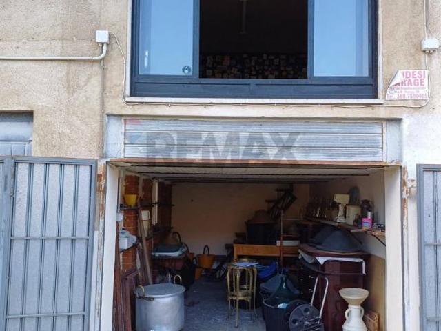 Box in vendita a Acireale, Sicilia