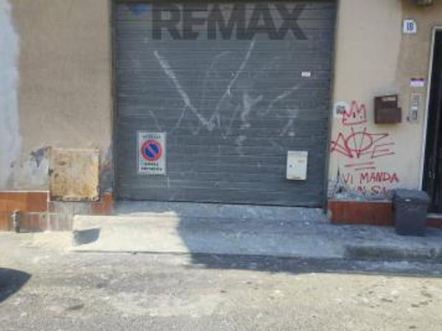 Box in vendita a Acireale, Sicilia