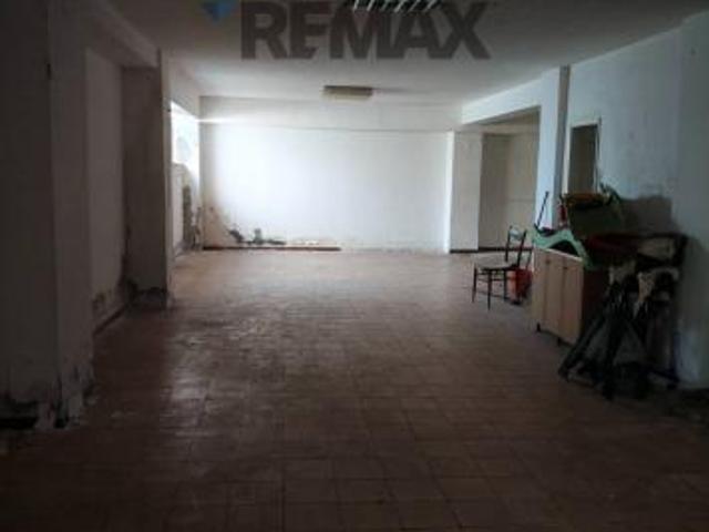 Box in vendita a Belpasso, Sicilia