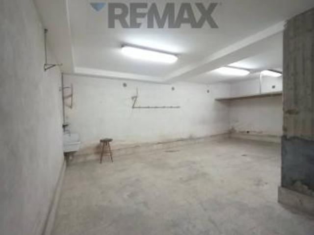 Box in vendita a Caltagirone, Sicilia