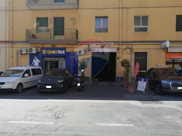 Box in vendita a San Giovanni Galermo-Trappeto-Cibali, Catania