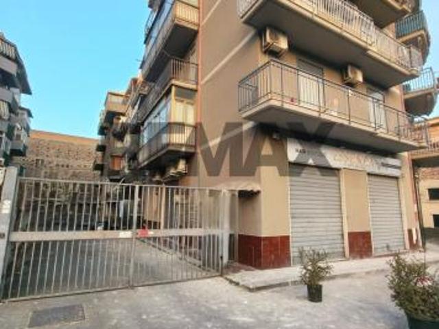 Box in vendita a San Leone, Catania