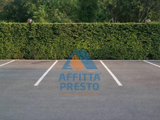 Box in affitto a Unione dei Comuni Circondario dell'Empolese Valdelsa, Empoli