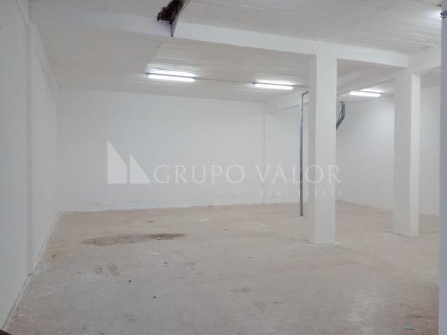 Garagem venda em Estefânea, Sintra