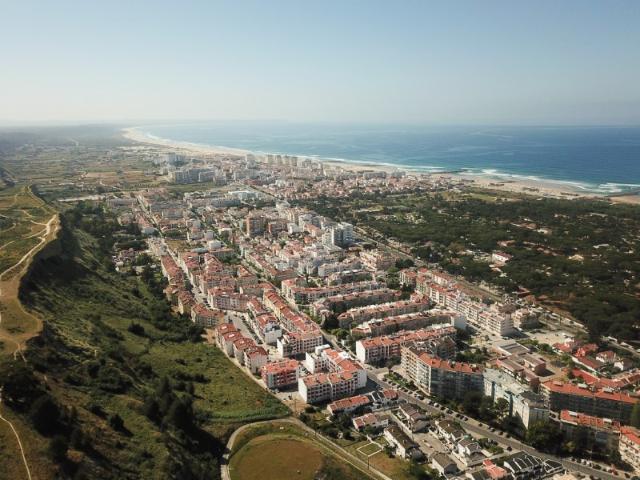 Garagem venda em Almada, Setúbal