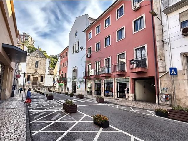 Garagem venda em Coimbra (Sé Nova, Santa Cruz, Almedina e São Bartolomeu), Coimbra