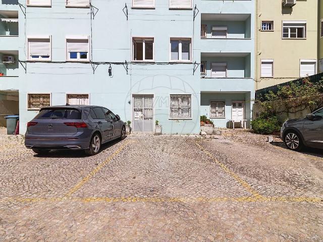 Garagem venda em Alvalade, Lisboa