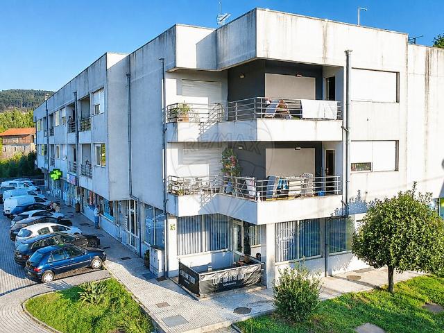 Garagem venda em Ferrão, Vila Nova de Famalicão