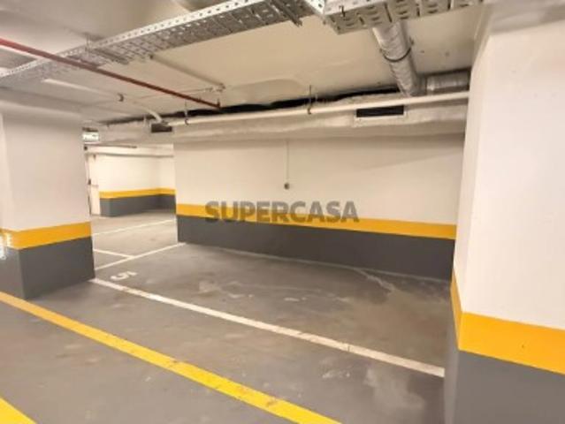 Garagem venda em Lisboa