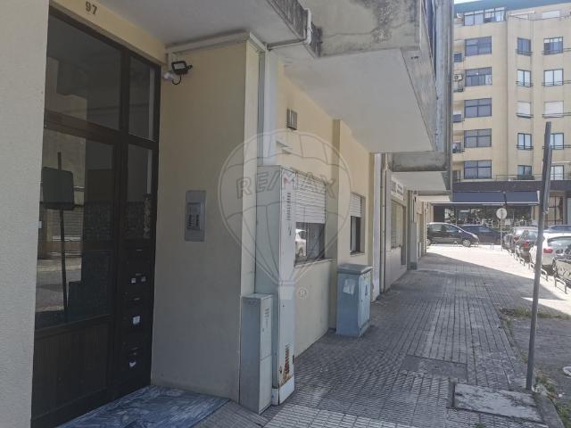 Garagem venda em São José de São Lázaro, Braga