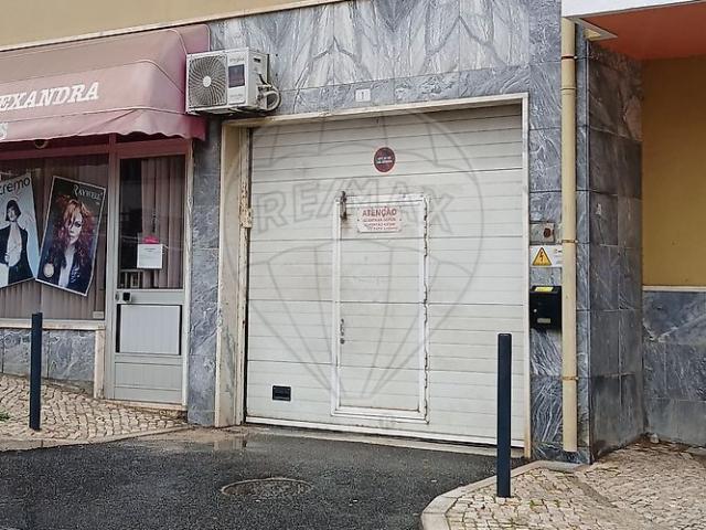 Garagem venda em Cacém, Cacém e São Marcos