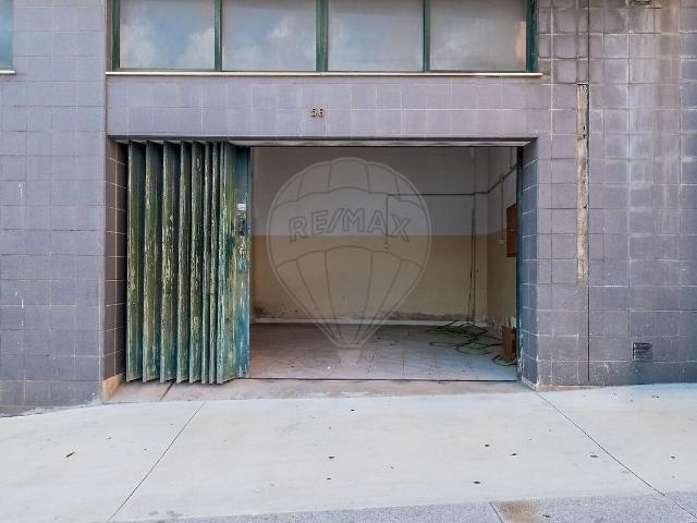 Garagem venda em Maceda, Porto