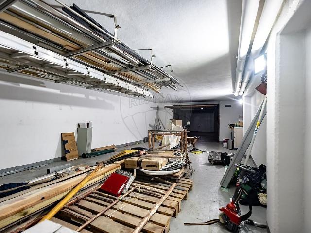 Garagem venda em Eiras e São Paulo de Frades, Coimbra