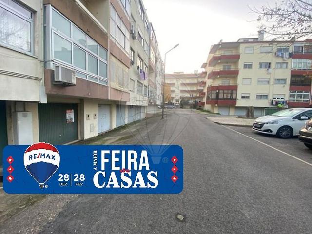 Garagem venda em Entroncamento, Nossa Senhora De Fátima