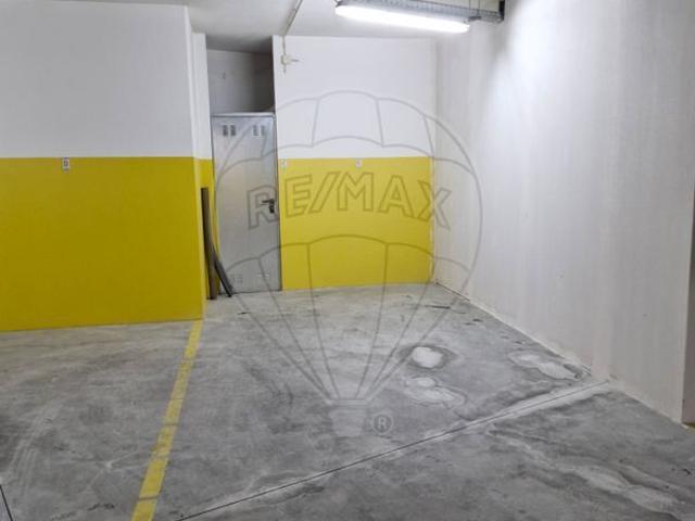 Garagem venda em Gondomar, Porto