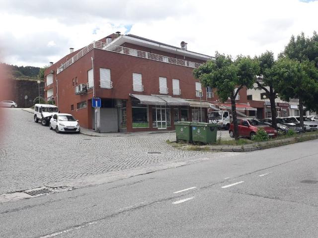 Garagem venda em Martim, Barcelos