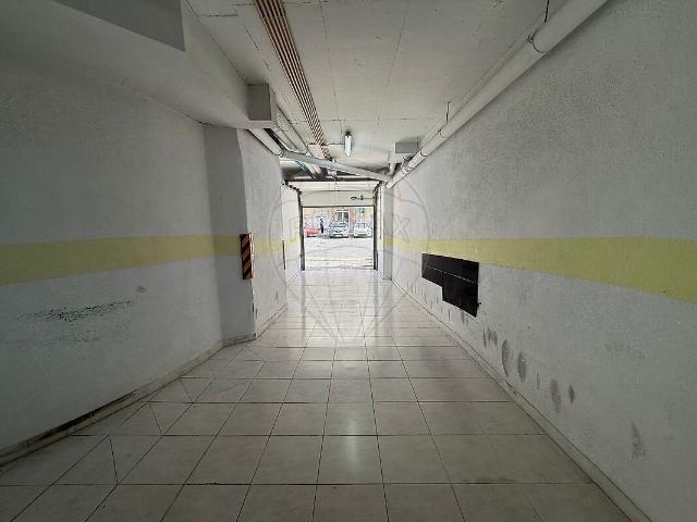 Garagem venda em Monte Abraão, Massamá e Monte Abraão