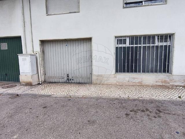 Garagem venda em Nossa Senhora de Fátima, Entroncamento