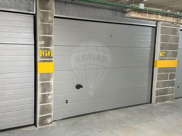 Garagem venda em Bom Retiro, Portimão