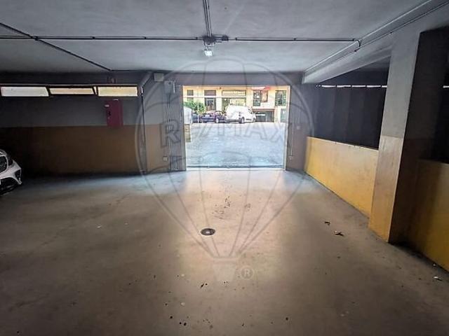 Garagem venda em Bairro Novo, Braga